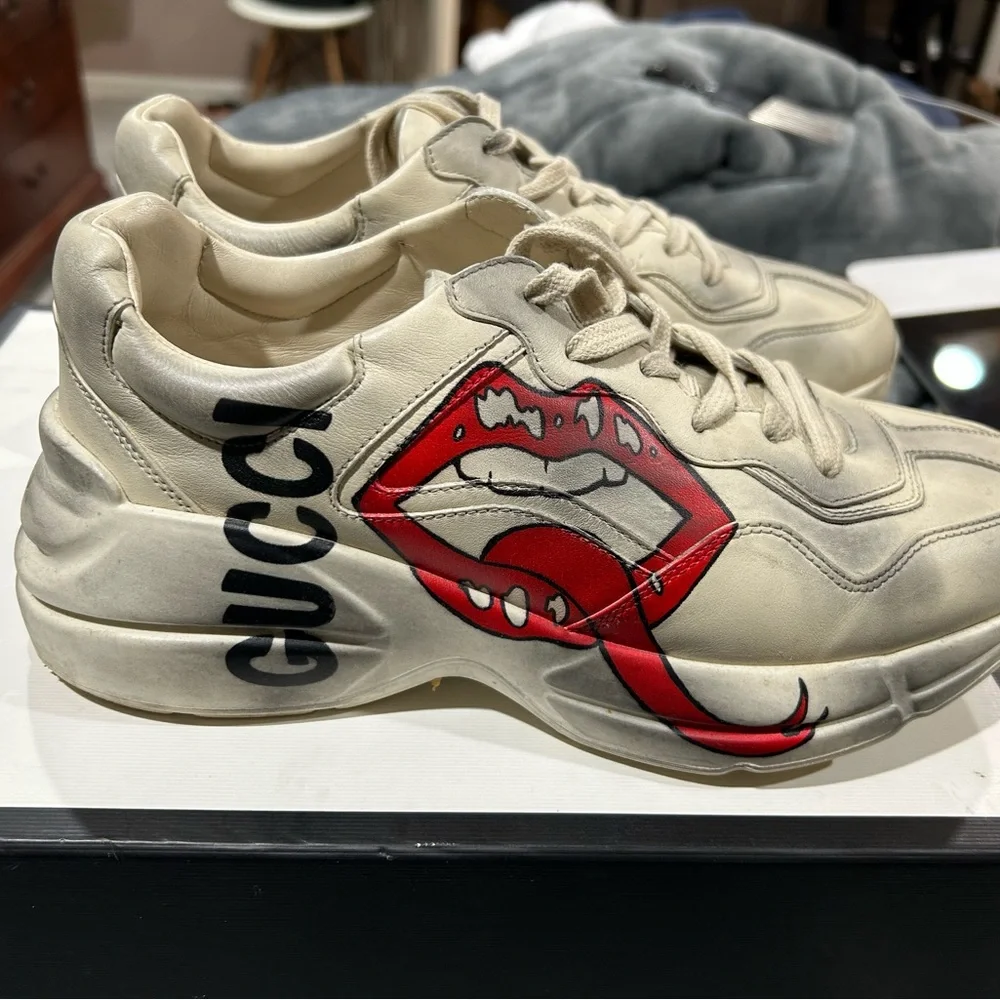 Gucci Rython Sneakers - Picture 4 of 13